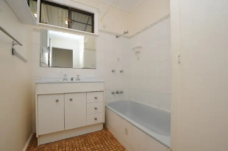 Sixth view of Homely house listing, 33 Greathead Road, Kepnock QLD 4670