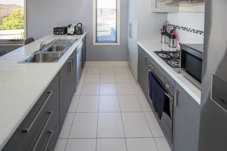Fourth view of Homely house listing, 3/9 Gatenby Drive, Miandetta TAS 7310
