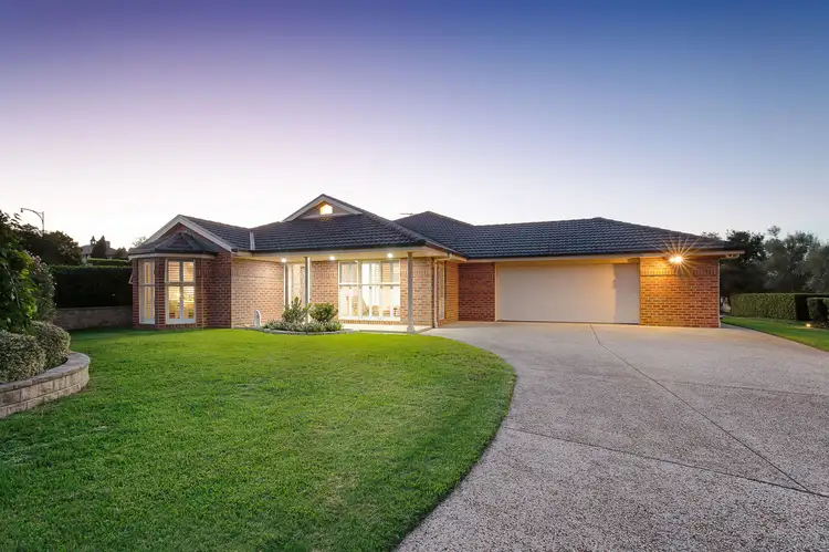 80 Canterbury Drive, Raworth NSW 2321