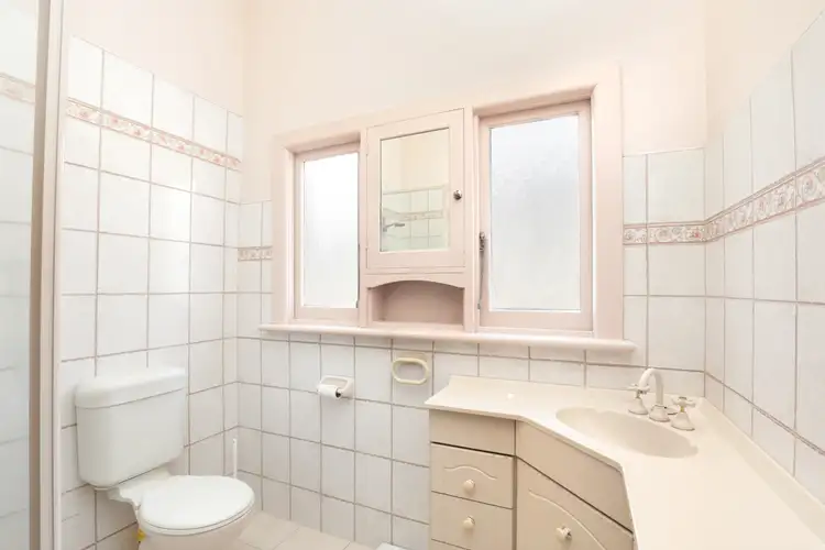 Fifth view of Homely house listing, 46 Eleebana Avenue, Hughesdale VIC 3166