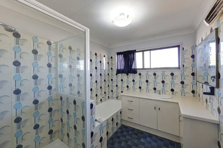 Fifth view of Homely house listing, 7 Limpus Crescent..., Kalkie QLD 4670