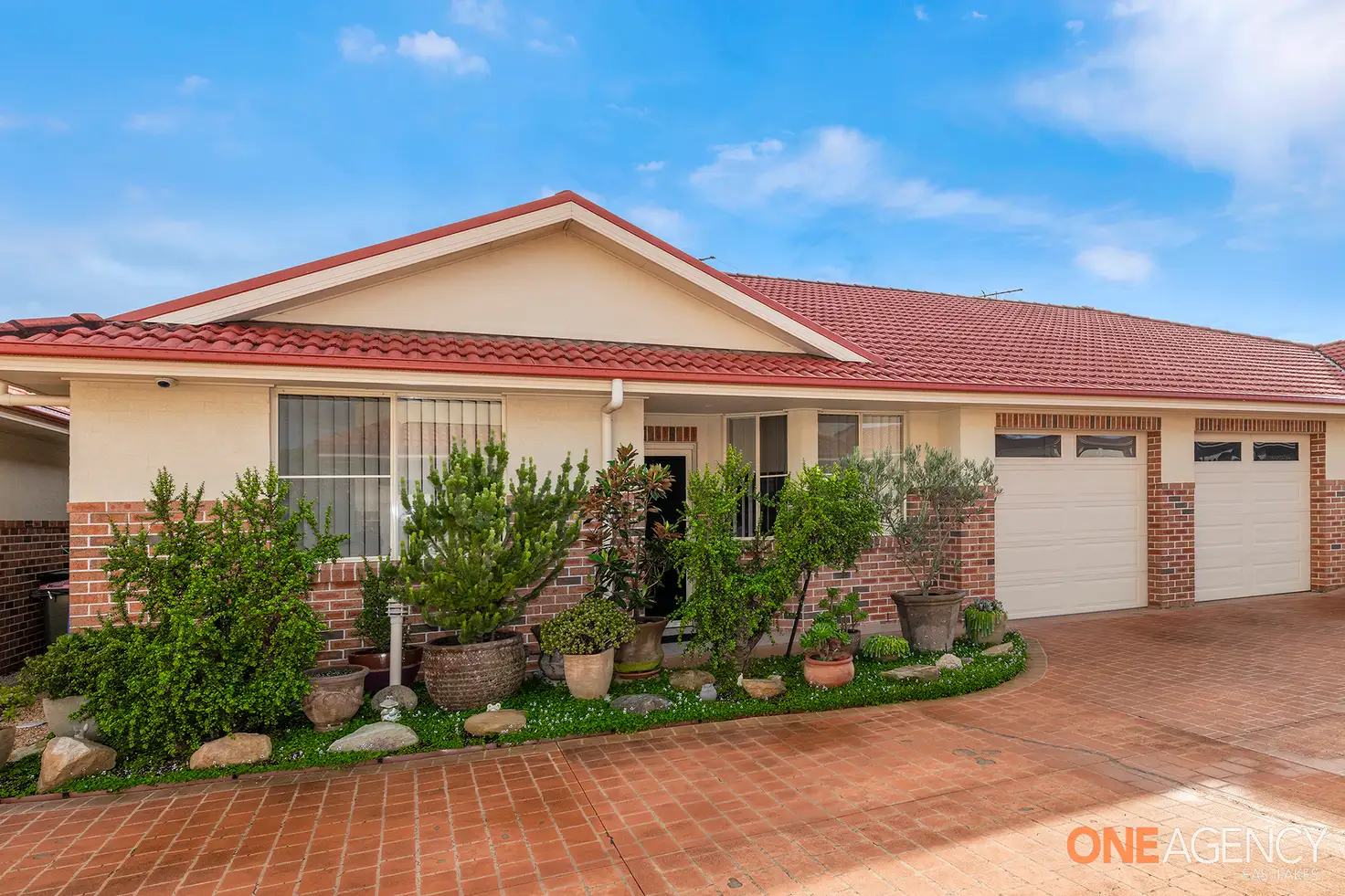 Main view of Homely villa listing, 2/2-4 Galgabba Street, Swansea NSW 2281