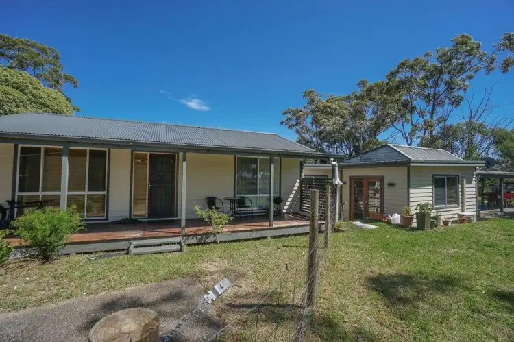 110 Railway Parade, Woodford NSW 2778