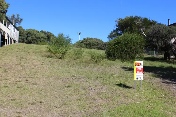 31 BRADLEY AVENUE, Venus Bay VIC 3956