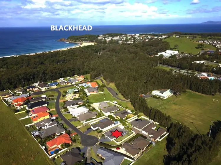 26 Bellevue Place, Black Head NSW 2430