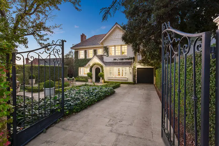 13 Howard Street, Kew VIC 3101