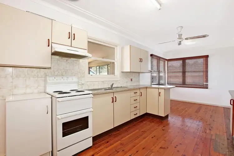 Fifth view of Homely house listing, 40 Woodford Street, Minmi NSW 2287