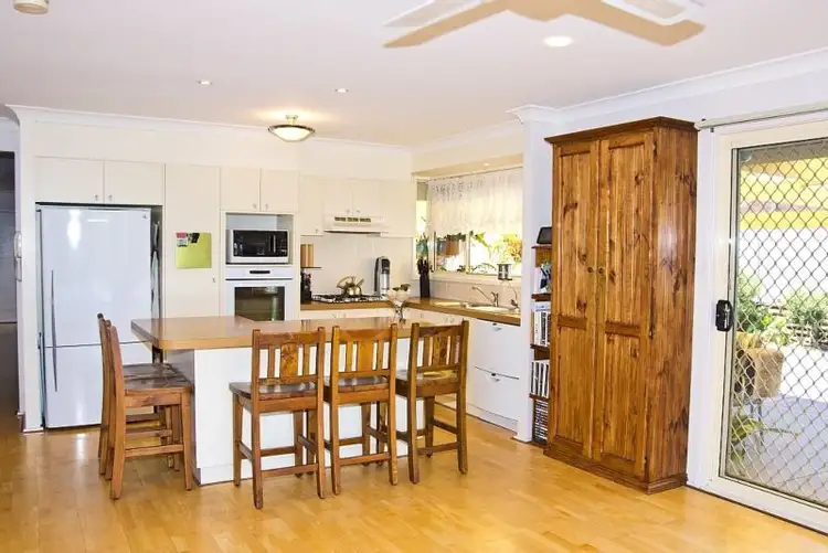 Second view of Homely house listing, 6 Crosbie Close, Maryland NSW 2287