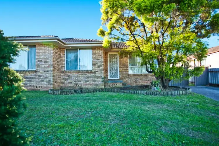 16 Yara Crescent, Maryland NSW 2287