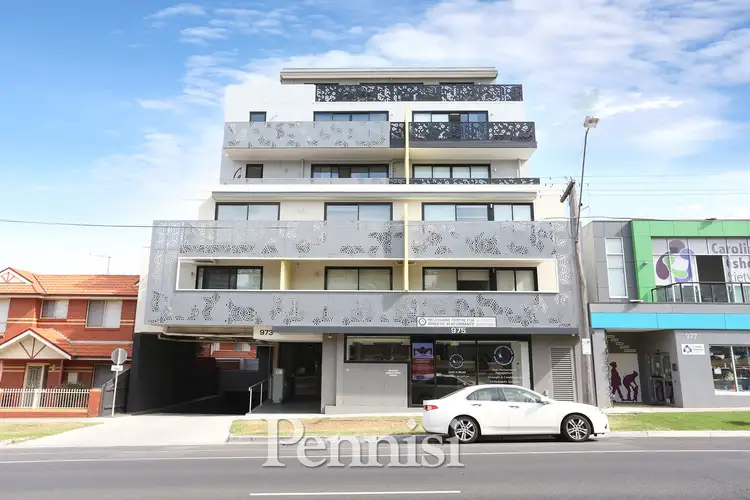 975 Mt Alexander Road