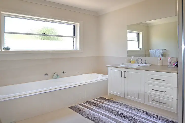 Sixth view of Homely house listing, 3/10 Armstrong Grove, Yarra Glen VIC 3775