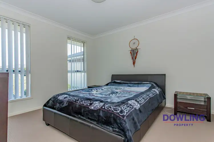 Fifth view of Homely house listing, 25 Sapphire Drive, Rutherford NSW 2320