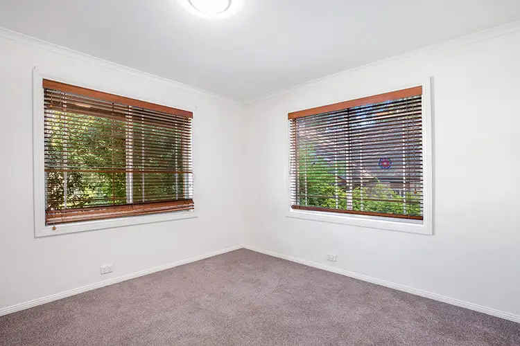 Fifth view of Homely villa listing, 2/11 Kalinda Close, Lambton NSW 2299