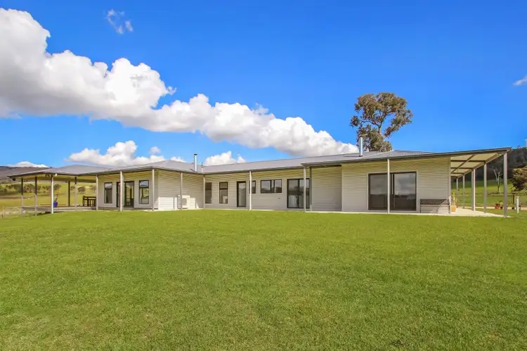 200 Magpie Lane, Wooragee VIC 3747