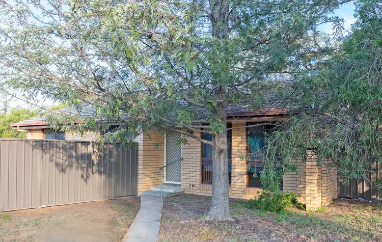 21 Talgarno Court, Thurgoona NSW 2640