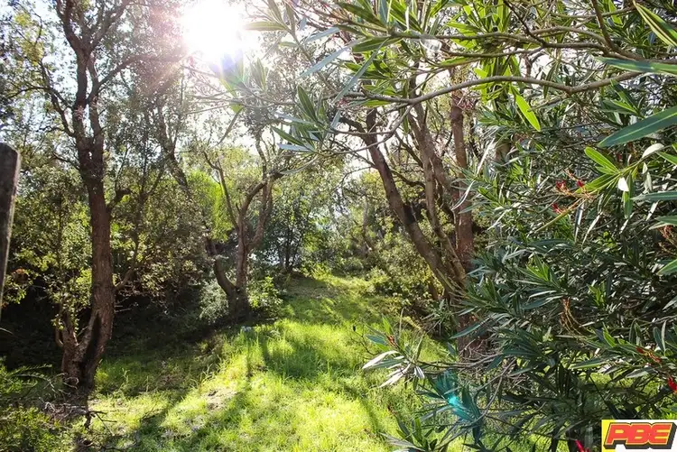 5 St. IVES CRESCENT, Venus Bay VIC 3956