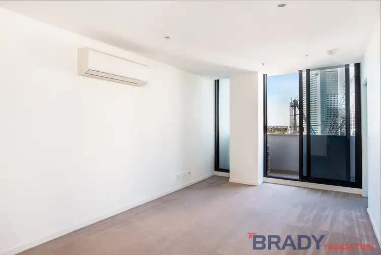 2202/8 Sutherland Street, Melbourne VIC 3000