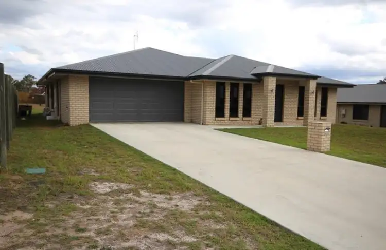 Second view of Homely house listing, 10 Lavena Court, Stanthorpe QLD 4380