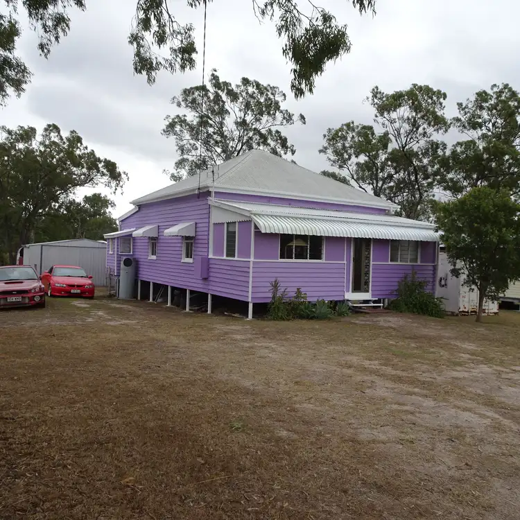 6 QUEEN STREET, Dallarnil QLD 4621