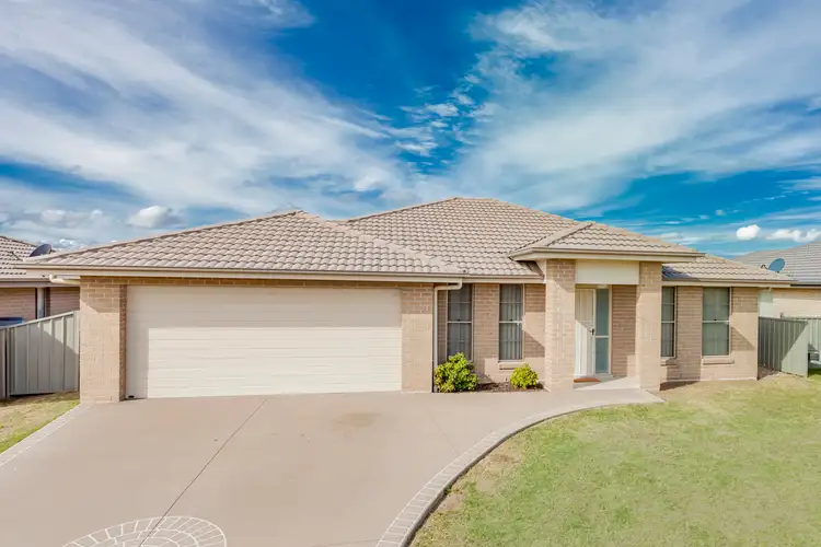 22 Fonda Avenue, Rutherford NSW 2320