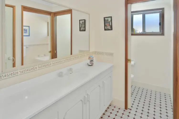 Sixth view of Homely house listing, 24 Lyndhurst Drive, Bomaderry NSW 2541