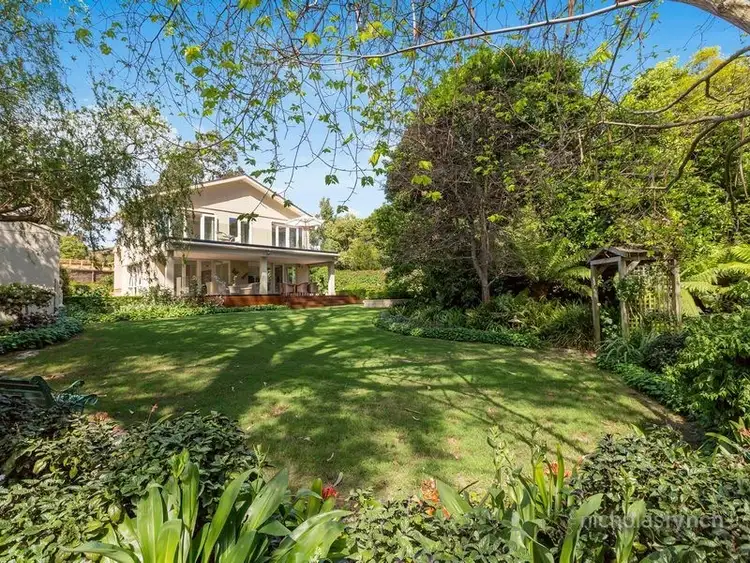 2 Penny Lane, Mount Eliza VIC 3930