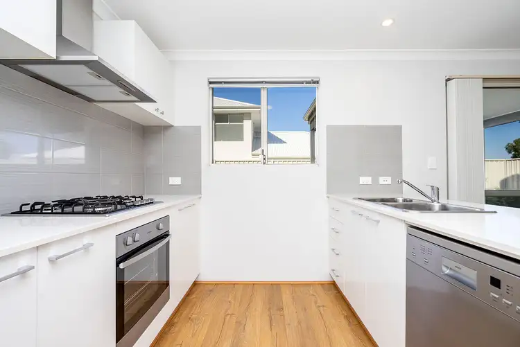 Seventh view of Homely house listing, 6 Vive Avenue, Craigie WA 6025