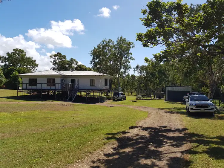 2 Herta Lane, Sarina Beach QLD 4737