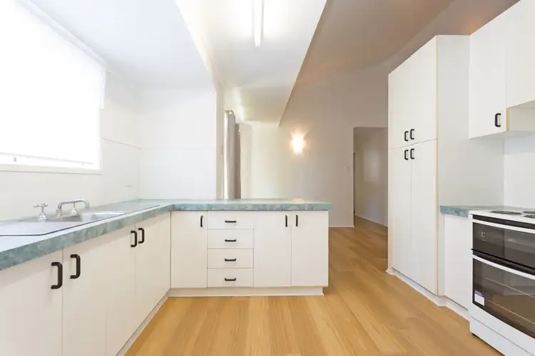 Fifth view of Homely house listing, 28 Galway Court, Andergrove QLD 4740