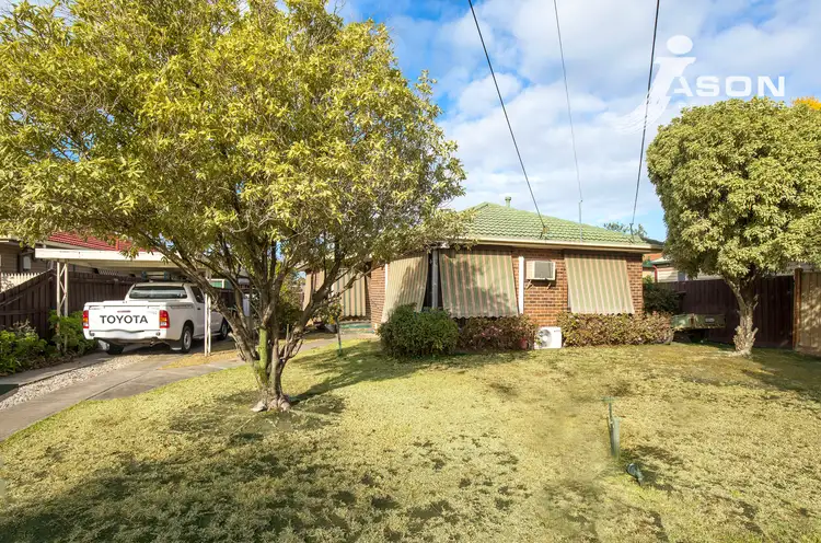 4 Katrina Drive, Gladstone Park VIC 3043