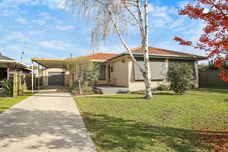 447 Bundarra Place, Lavington NSW 2641