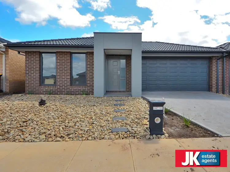 30 Aruma Avenue, Melton West VIC 3337