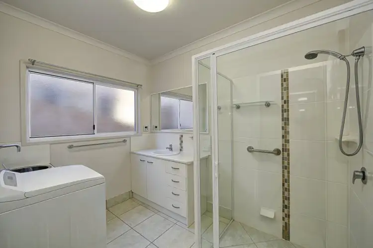 Sixth view of Homely house listing, 17 Finemore Crescent, Qunaba QLD 4670
