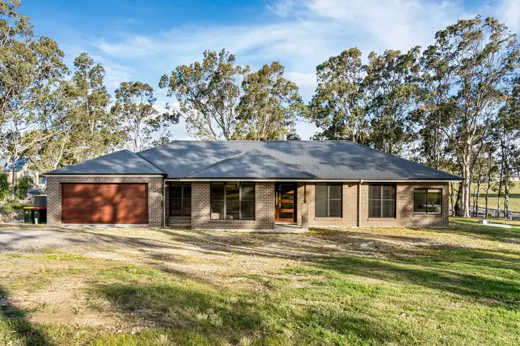 2 Gerill Close, Wallalong NSW 2320