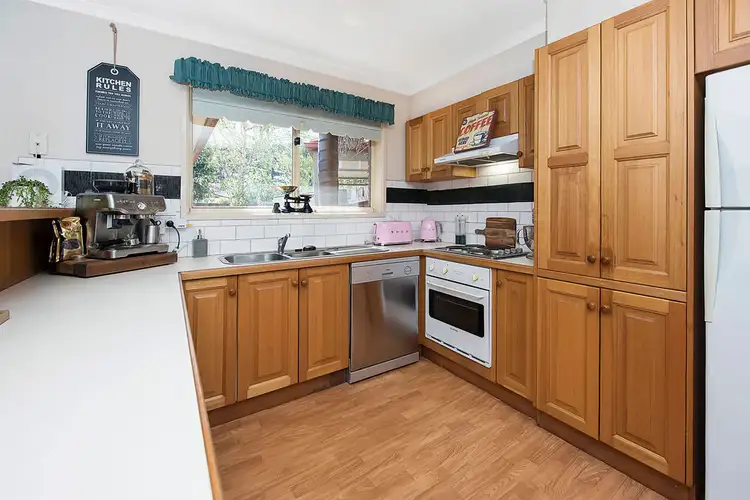 Fifth view of Homely house listing, 5 Hilda Place, Whittlesea VIC 3757