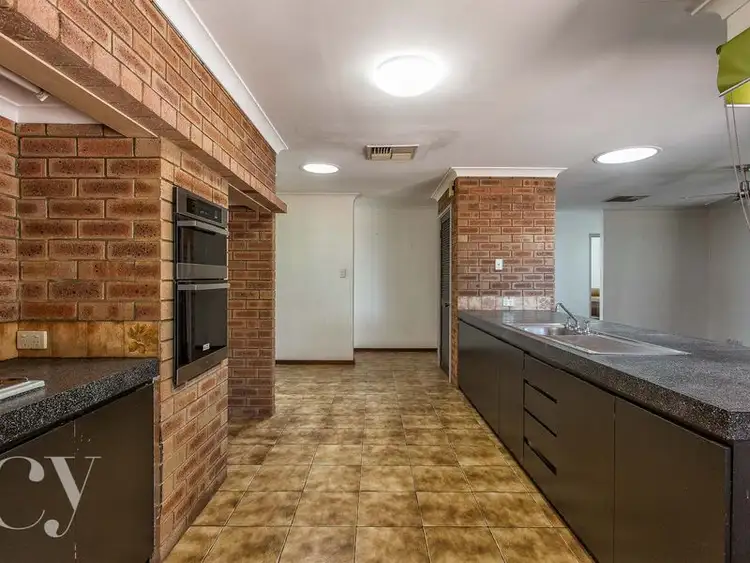 Fourth view of Homely house listing, 1 Woodpine Court, Ballajura WA 6066