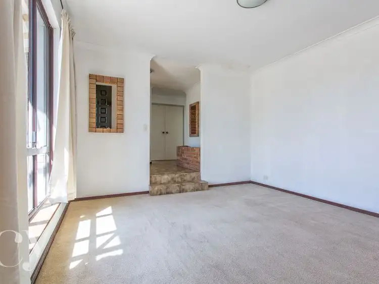 Fifth view of Homely house listing, 1 Woodpine Court, Ballajura WA 6066
