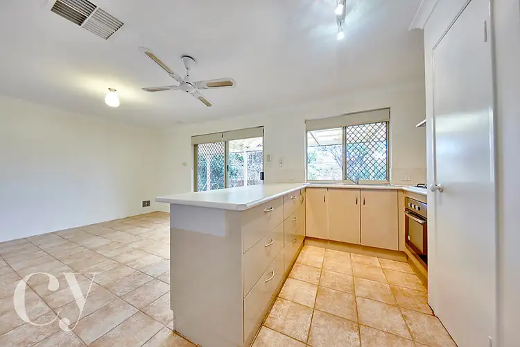 Fifth view of Homely house listing, 2/102-104 Barbican Street East, Shelley WA 6148