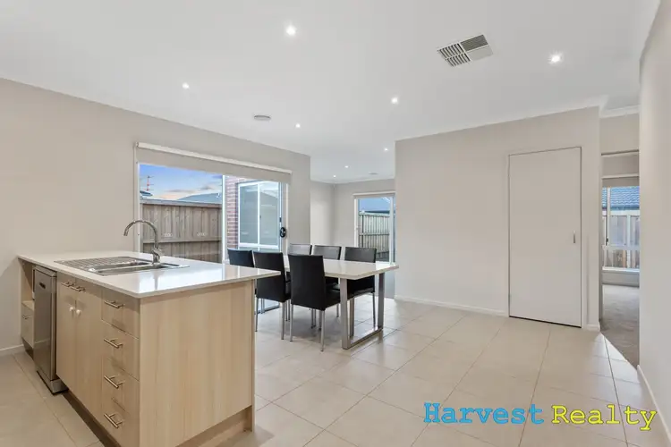 Sixth view of Homely house listing, 7 Josie Lane, Cranbourne East VIC 3977