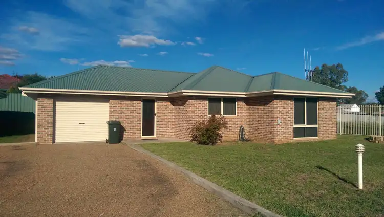 Main view of Homely unit listing, 4/11A Maxwell Street, Wellington NSW 2820