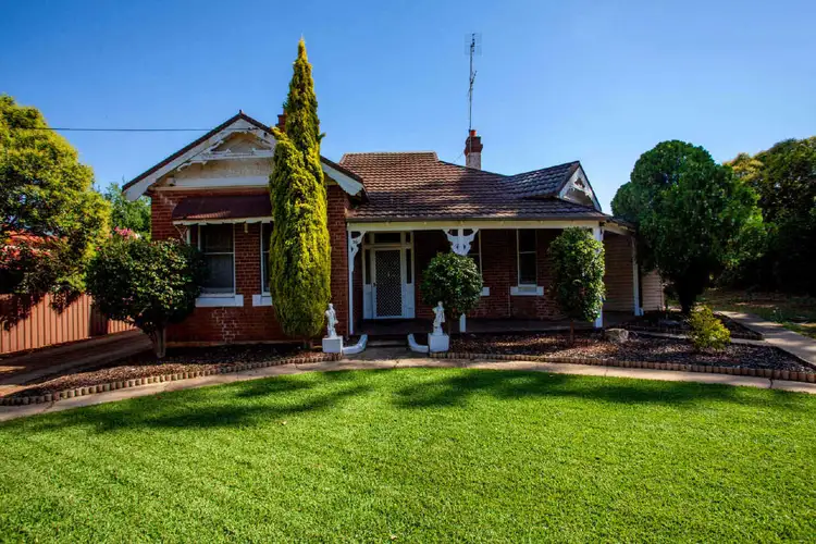 98 Warne Street, Wellington NSW 2820