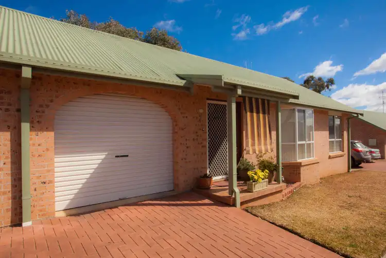 Main view of Homely unit listing, 7/153 Gisborne Street, Wellington NSW 2820
