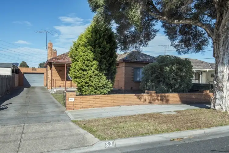 33 Poplar Street, Thomastown VIC 3074