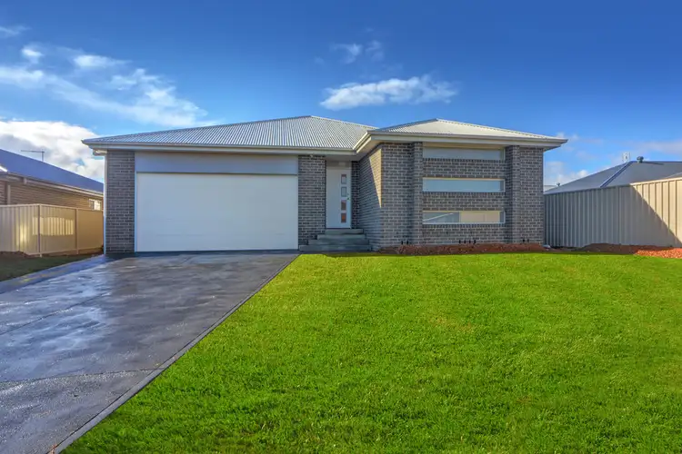29 Caladenia Crescent, South Nowra NSW 2541