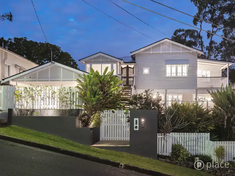 5 Angus St, Bardon QLD 4065