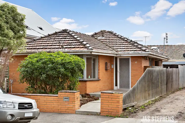 2 Regent Street, Yarraville VIC 3013