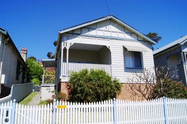 38 Collaroy Road, New Lambton NSW 2305