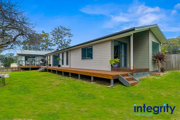9 Sheeran Street, Old Erowal Bay NSW 2540