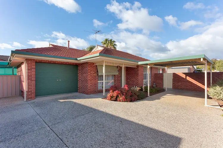Main view of Homely townhouse listing, 2/26 Jackling Drive, Lavington NSW 2641