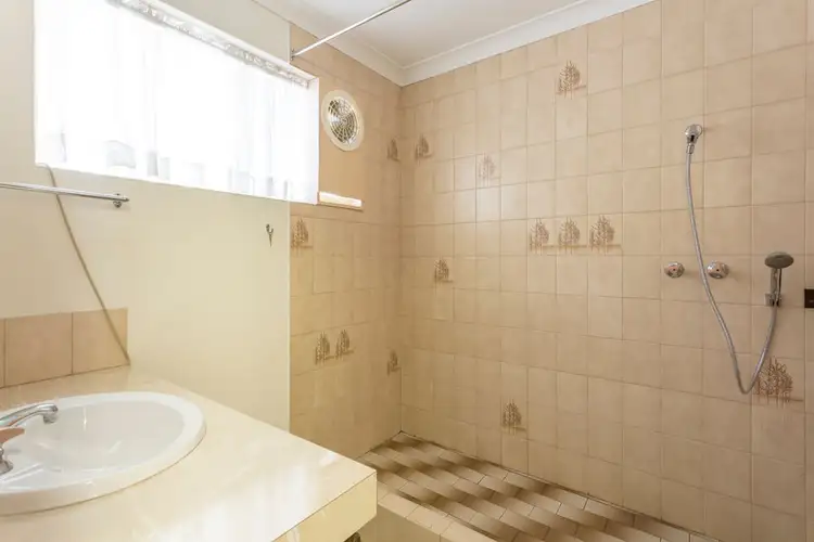 Fourth view of Homely house listing, 5 Neave Close, Leeming WA 6149